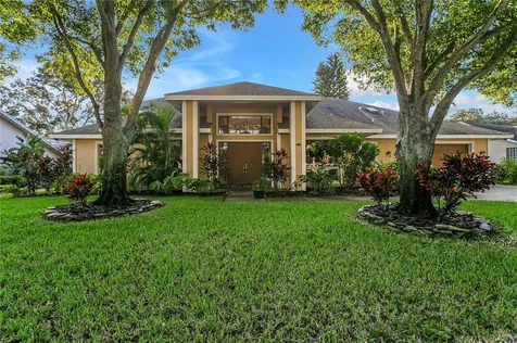 717 Weathersfield Drive Dunedin FL 34698