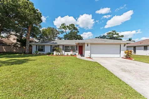 4738 Charing Cross Road Sarasota FL 34241