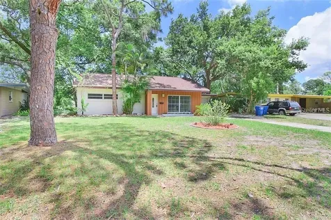 6031 8th Street S St Petersburg FL 33705