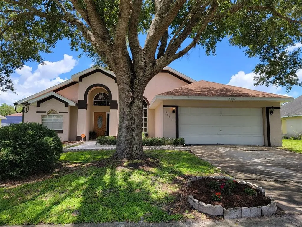 2807 Berkshire Circle Kissimmee FL 34743