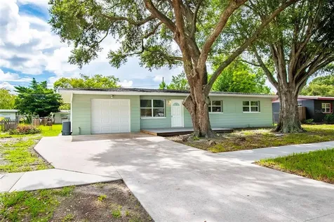 8095 Nightingale Lane Seminole FL 33777