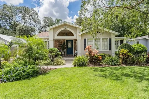 1310 Divot Lane Tampa FL 33612