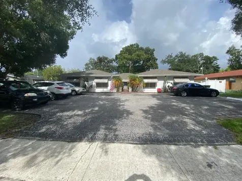 1813 East Drive Clearwater FL 33755