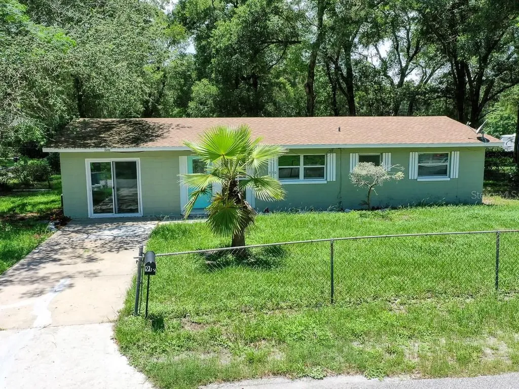 950 Emerson Street Deland FL 32720