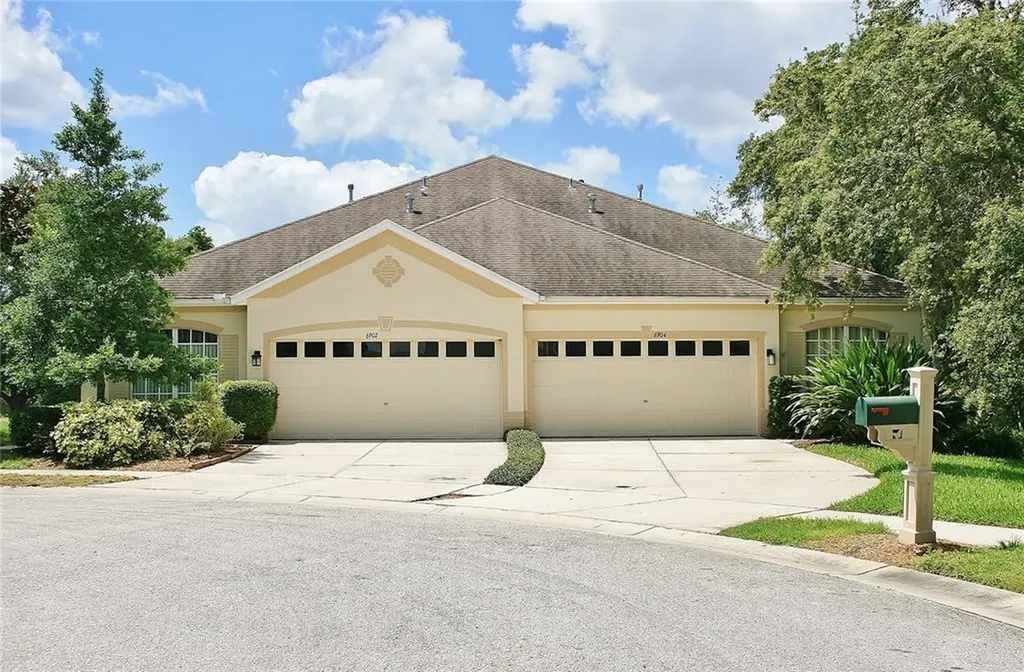 6902 Surrey Hill Place Apollo Beach FL 33572