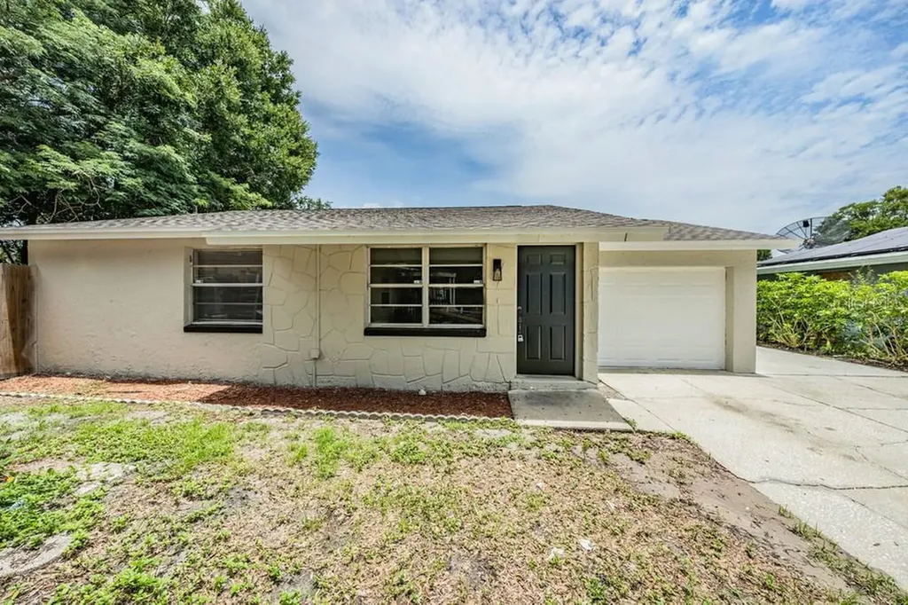 8510 Seven Coves Court Tampa FL 33634