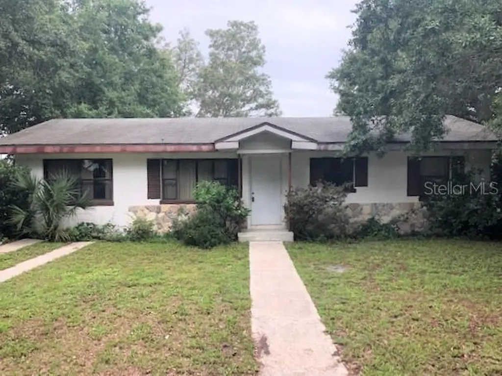 3718 Lake Blue Drive Winter Haven FL 33881