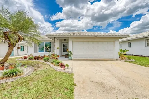 708 Hickory Lane Bradenton FL 34208