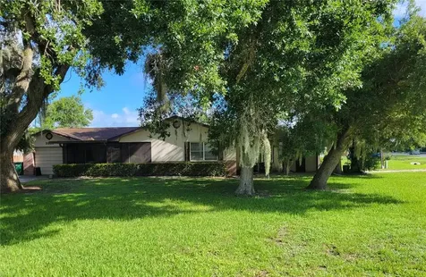 3239 SW 23rd Street Okeechobee FL 34974