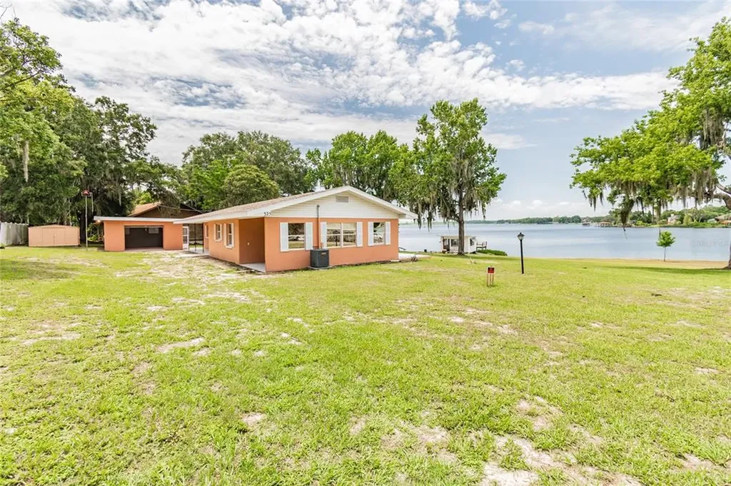 325 Callitris Avenue Polk City FL 33868