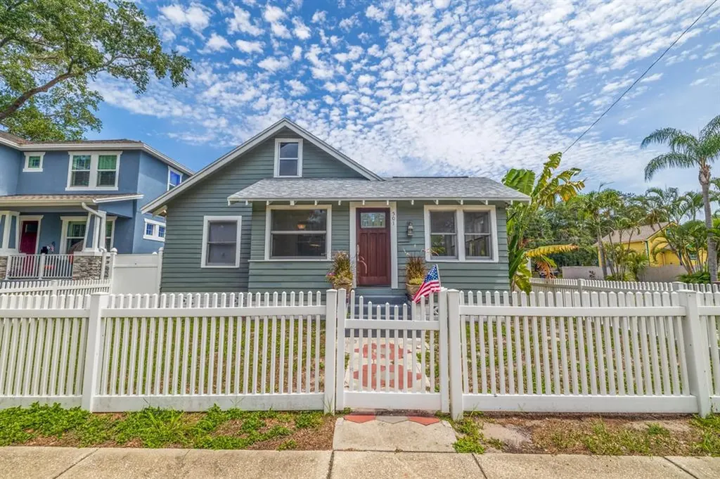 501 11th Avenue S St Petersburg FL 33701