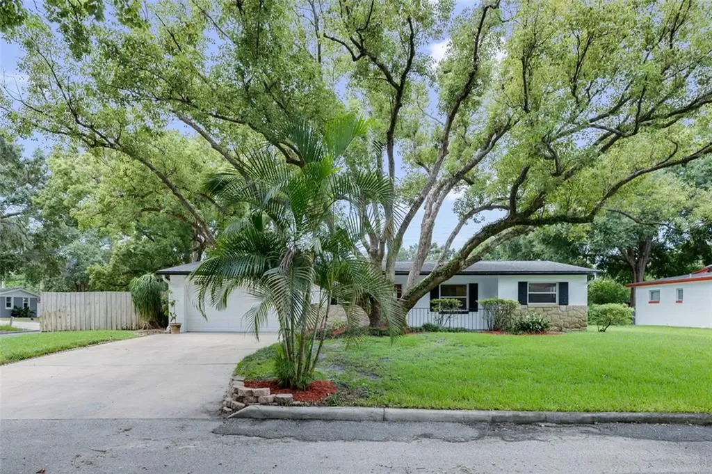 914 Redwood Court Altamonte Springs FL 32701