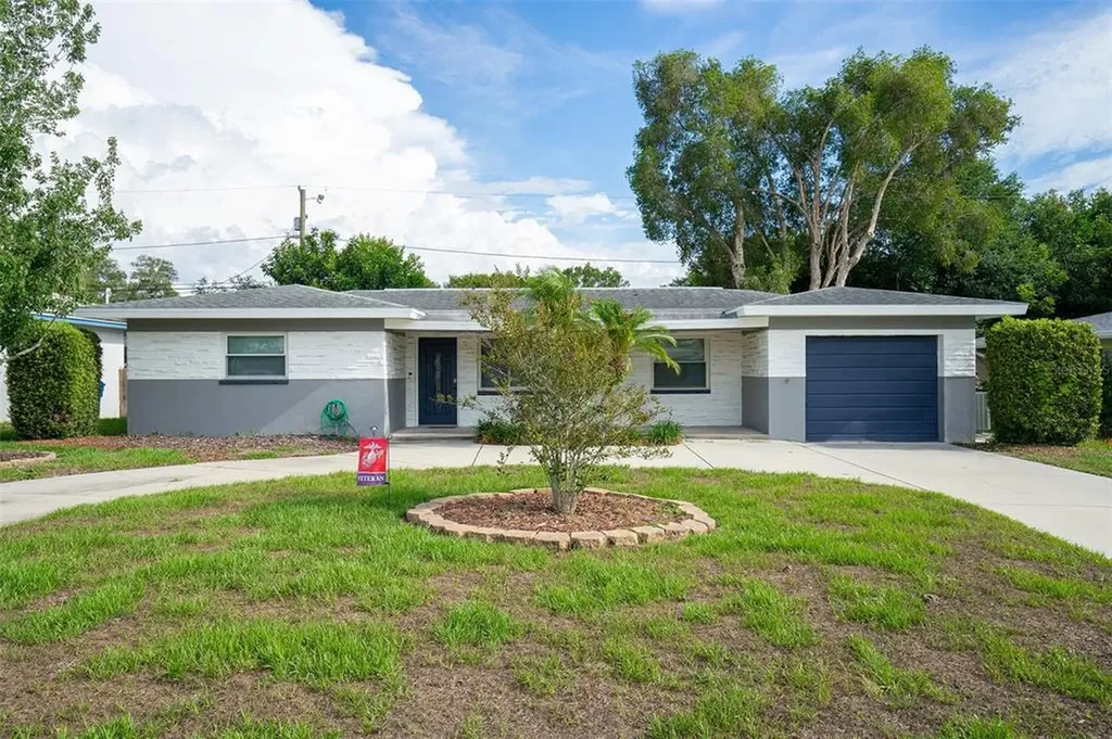 1425 Seabreeze Street Clearwater FL 33756