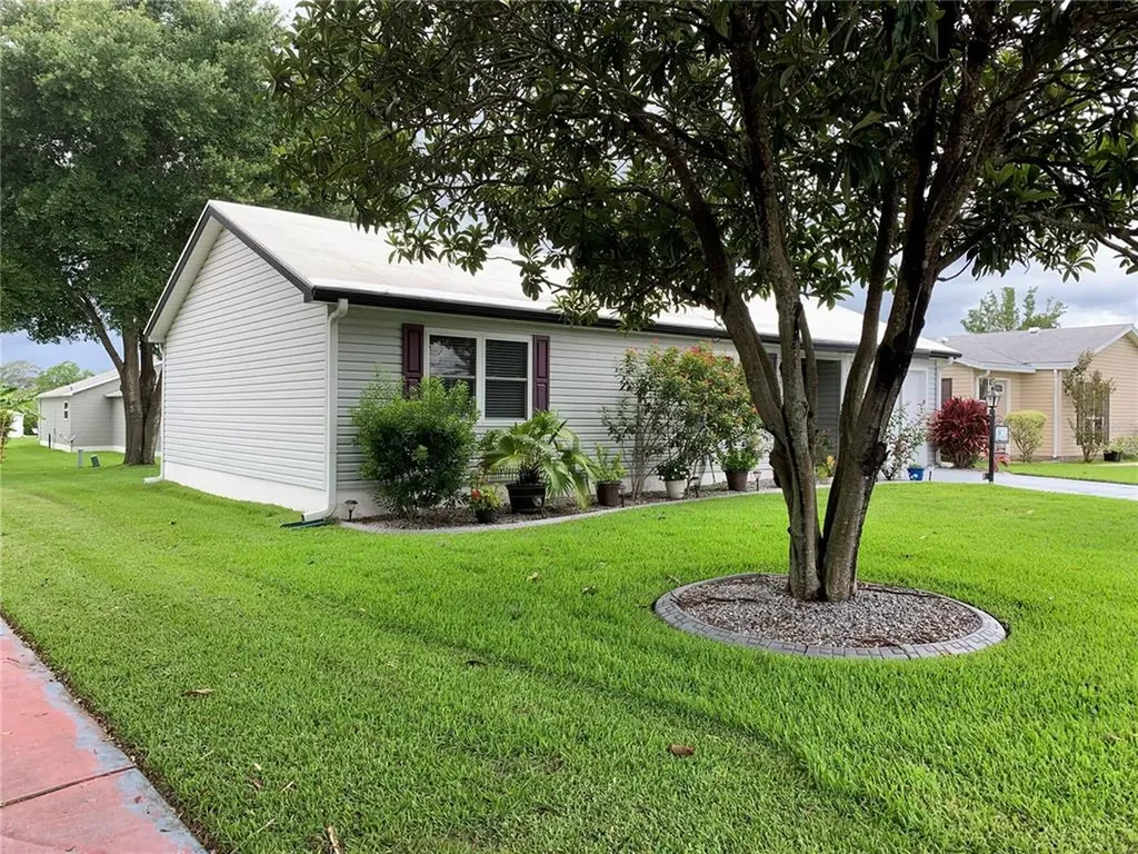 755 Turnberry Lane Lady Lake FL 32159