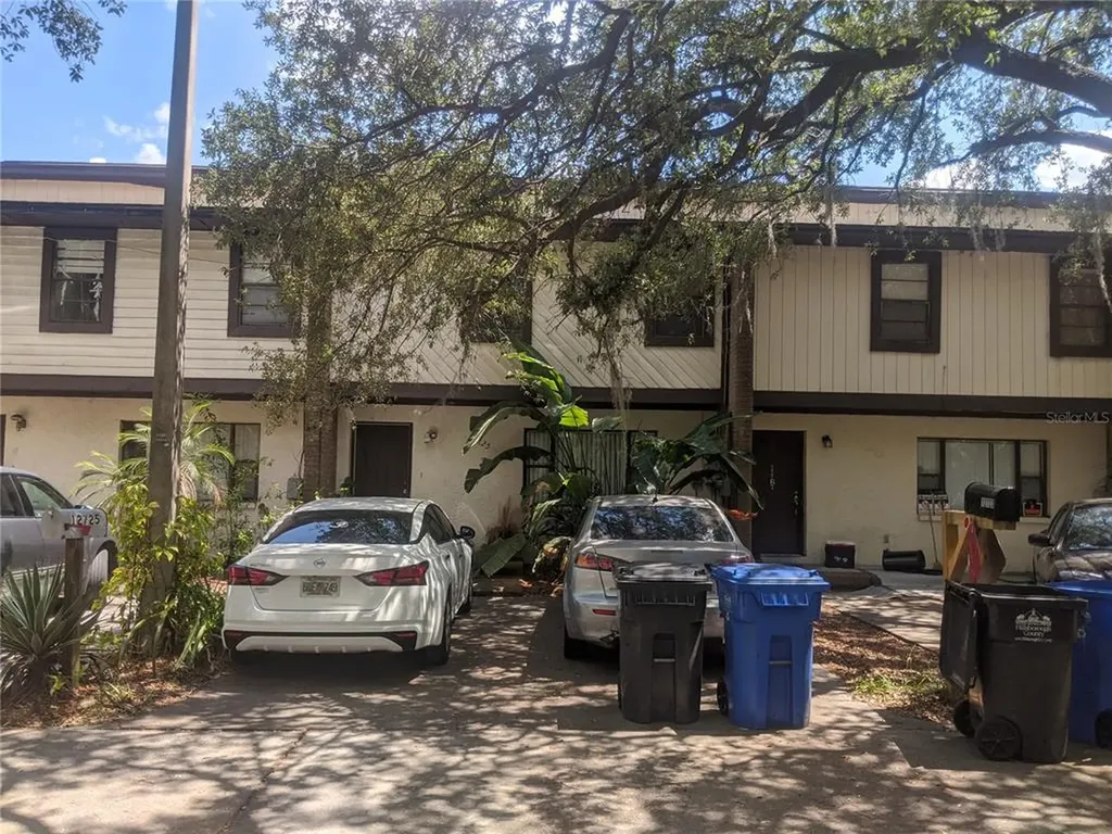 12725 Lockey Lane Tampa FL 33612