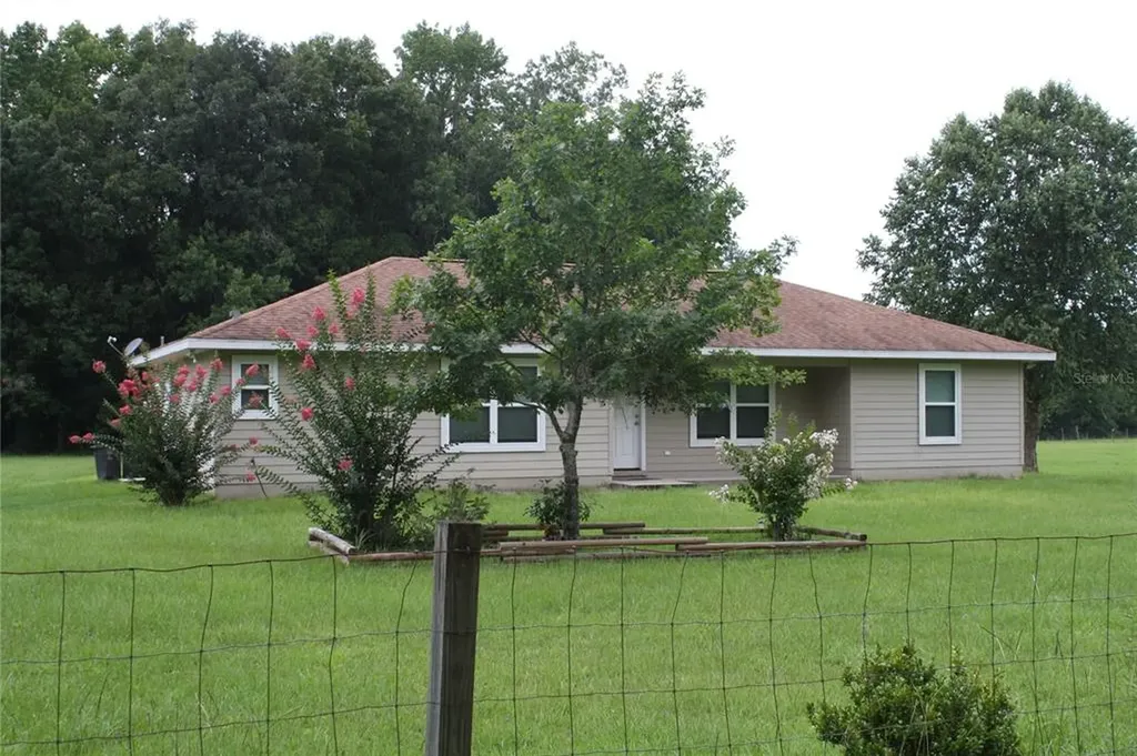 24708 NW 170th Terrace Alachua FL 32615