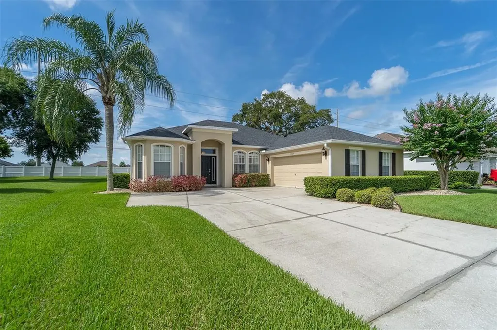 1742 Brookstone Way Plant City FL 33566