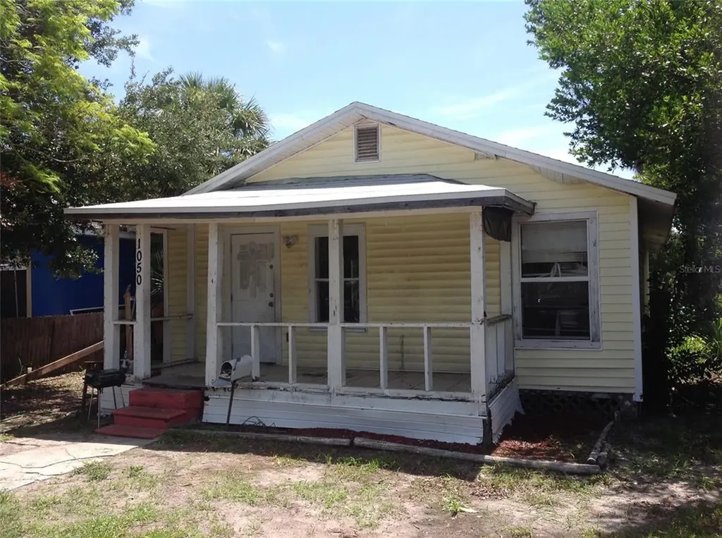 1050 19th Street S St Petersburg FL 33712
