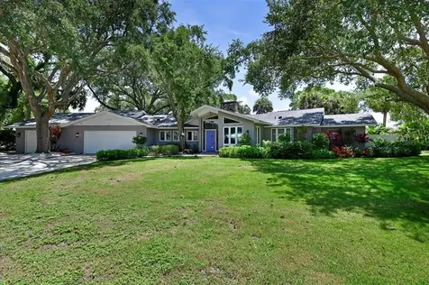 4114 Pinar Drive Bradenton FL 34210