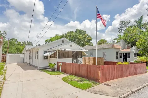 829 10th Avenue N St Petersburg FL 33701