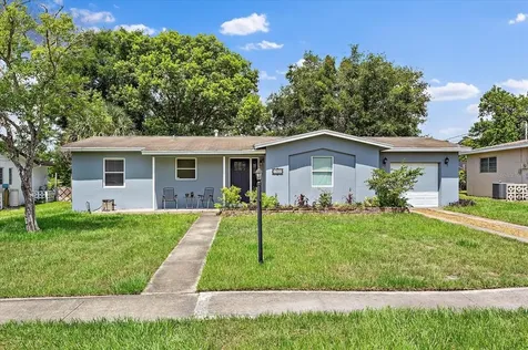 1324 W Wellington Drive Deltona FL 32725