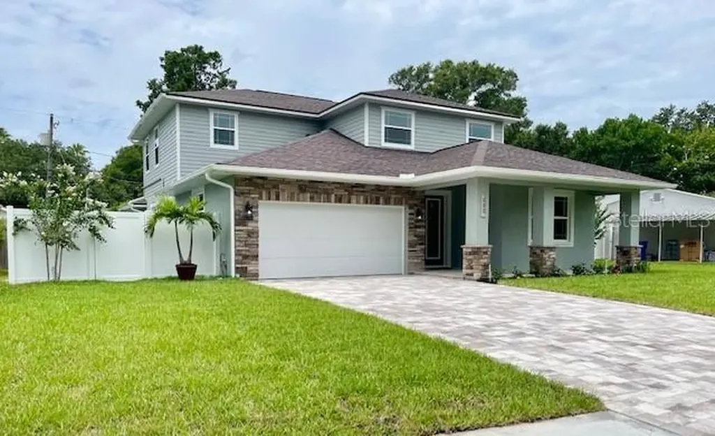 532 60th Street N St Petersburg FL 33710