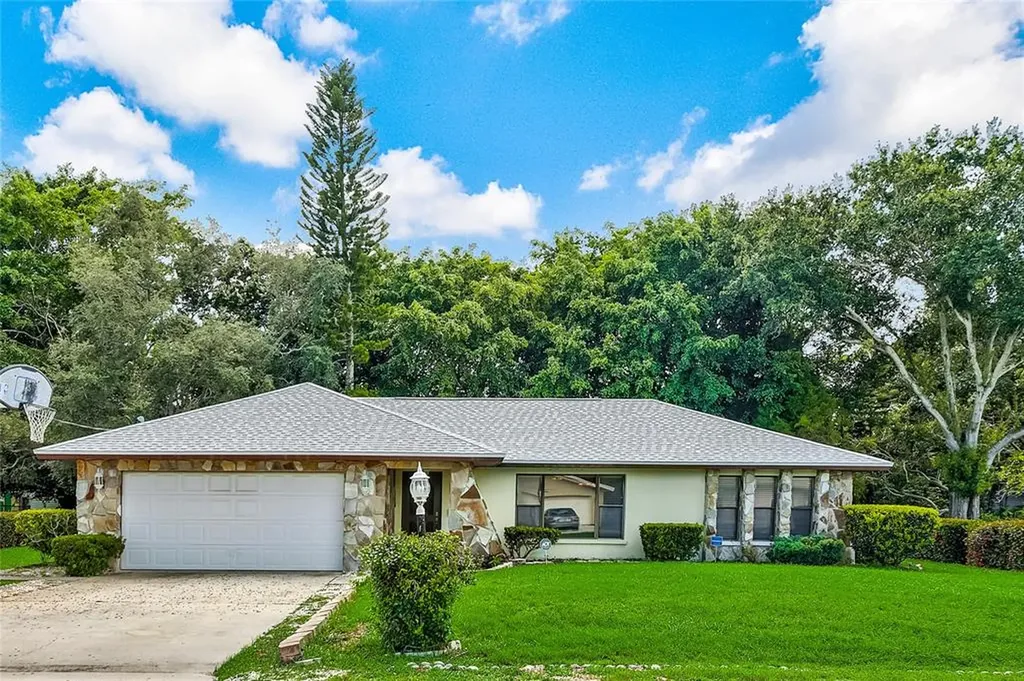 1524 83rd Street NW Bradenton FL 34209