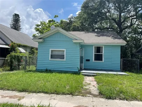 1704 45th Street S St Petersburg FL 33711