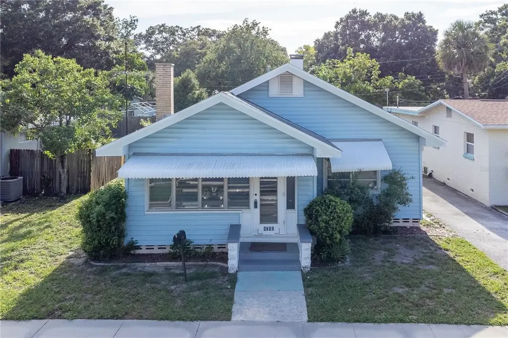 4752 20th Street N St Petersburg FL 33714