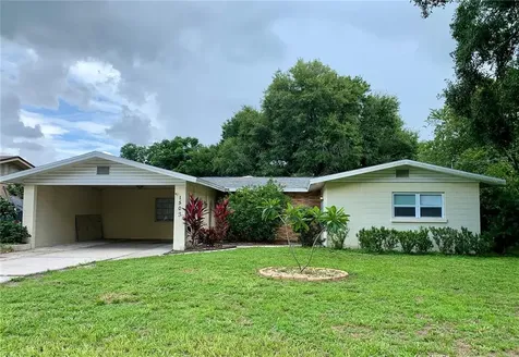 1503 Avenue G NE Winter Haven FL 33881