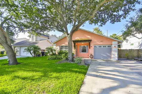 3122 W Hartnett Avenue Tampa FL 33611
