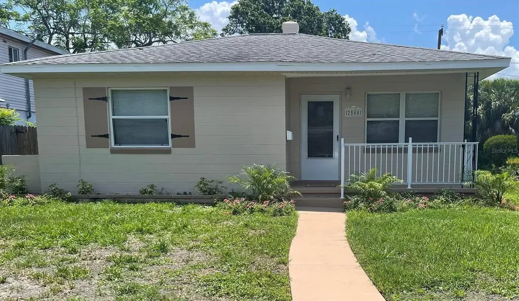 2508 Imlay Court S St Petersburg FL 33705