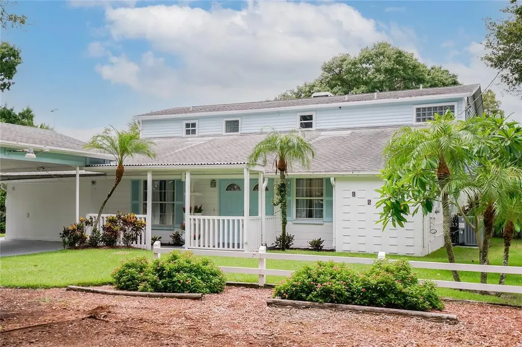 3204 W San Luis Street Tampa FL 33629