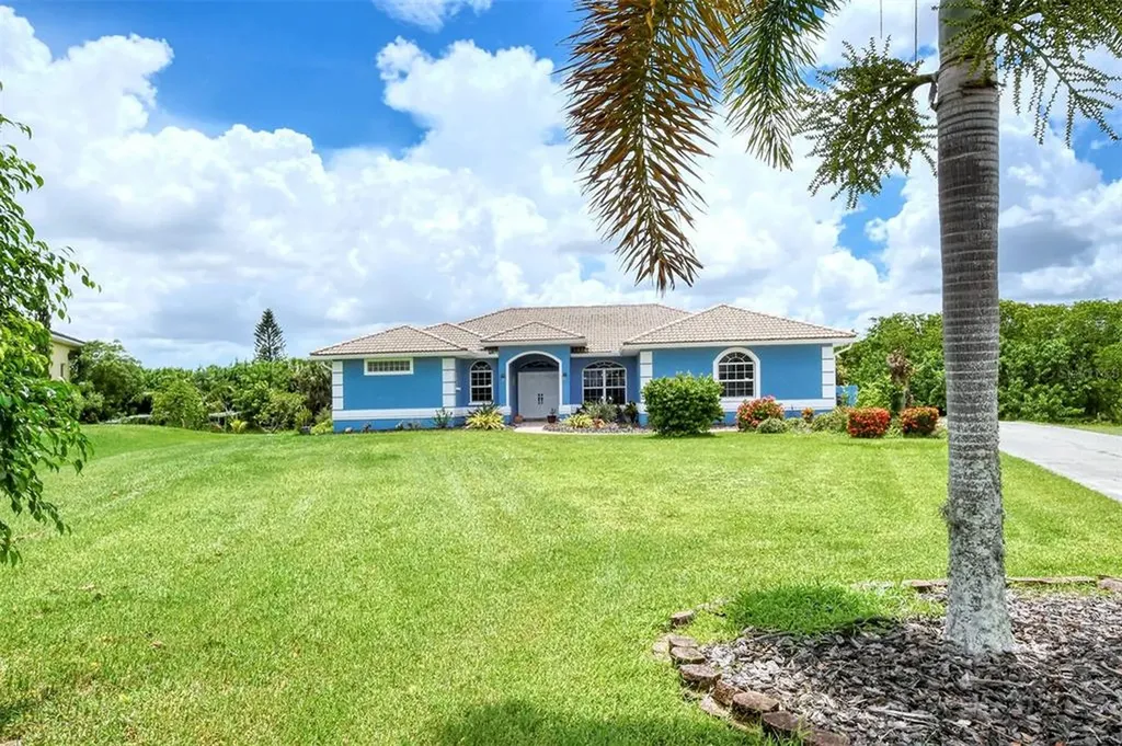 6130 9th Avenue Circle NE Bradenton FL 34212
