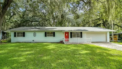 4004 Palm Drive Leesburg FL 34748