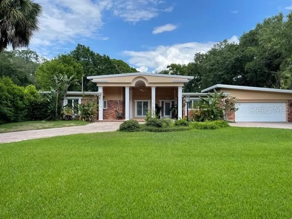 3106 S Omar Avenue Tampa FL 33629
