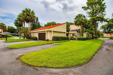 301 Valencia Court N Plant City FL 33566