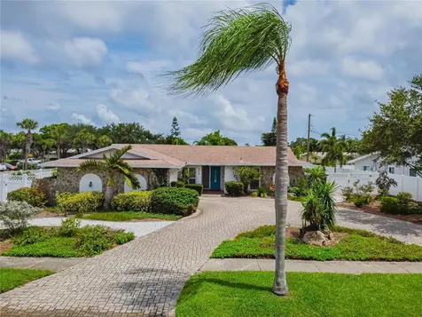 900 Eden Isle Drive NE St Petersburg FL 33704
