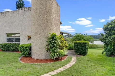 1039 Encourte Green Apopka FL 32712