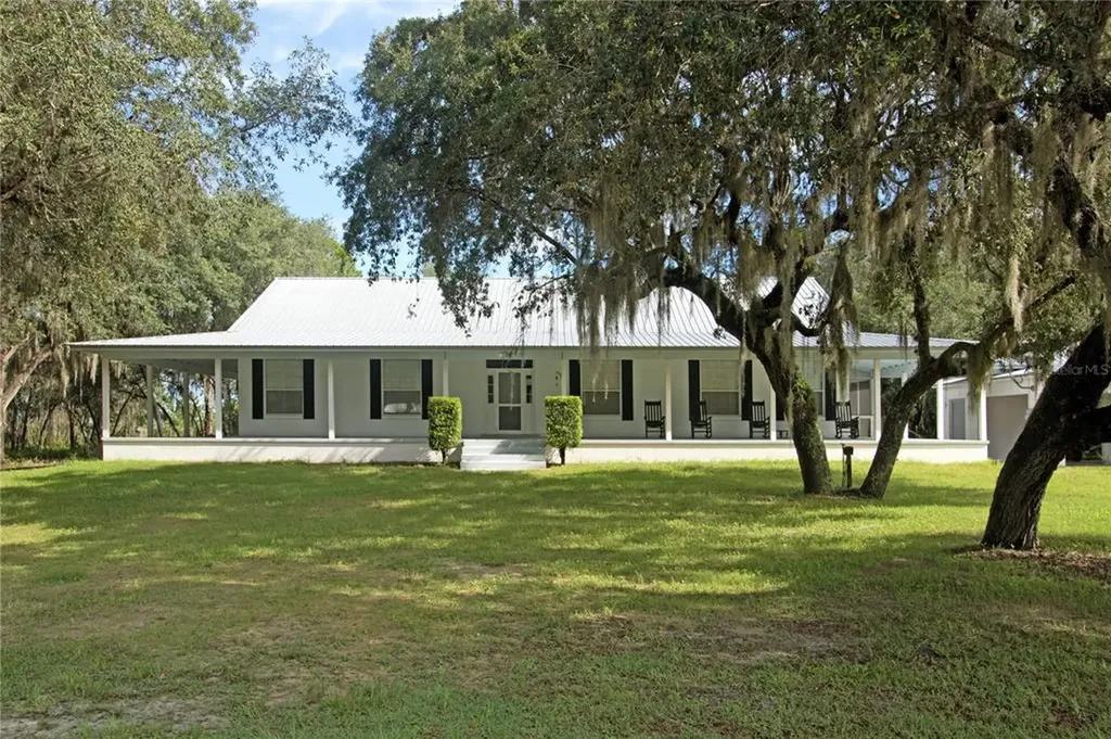 39235 County Road 452 Leesburg FL 34788