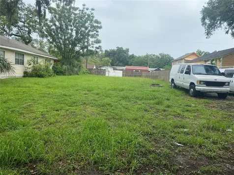 8501 1/2 N Newport Avenue Tampa FL 33604