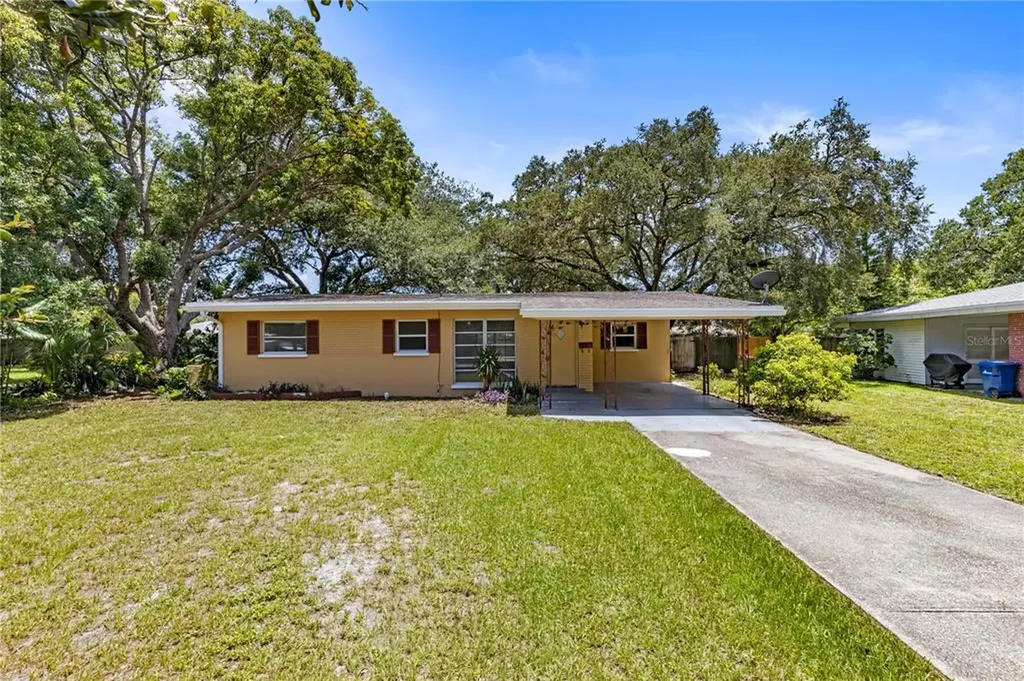 3862 27th Parkway Sarasota FL 34235