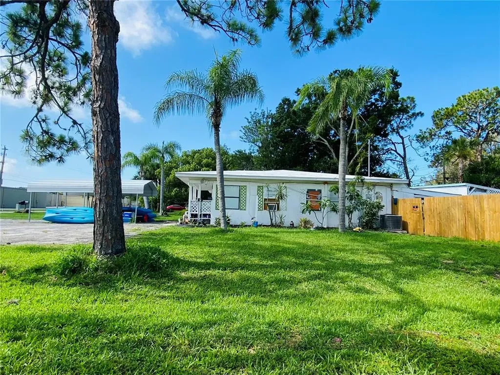 200 S New York Avenue Englewood FL 34223