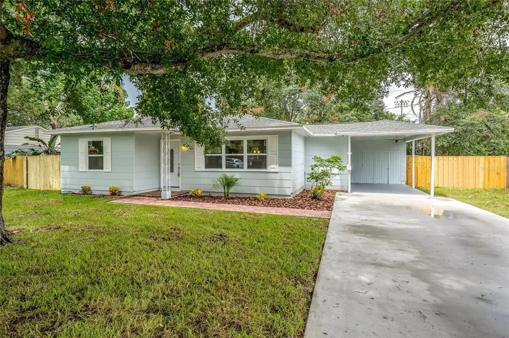 632 75th Street N St Petersburg FL 33710