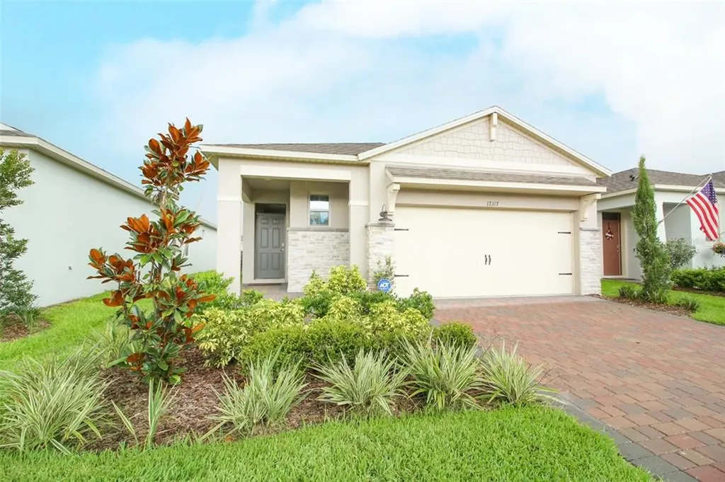 17317 Blazing Star Circle Clermont FL 34714