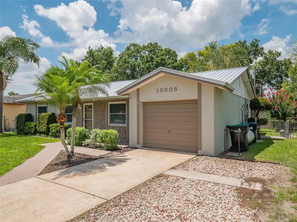 10305 Olcot Street Orlando FL 32817