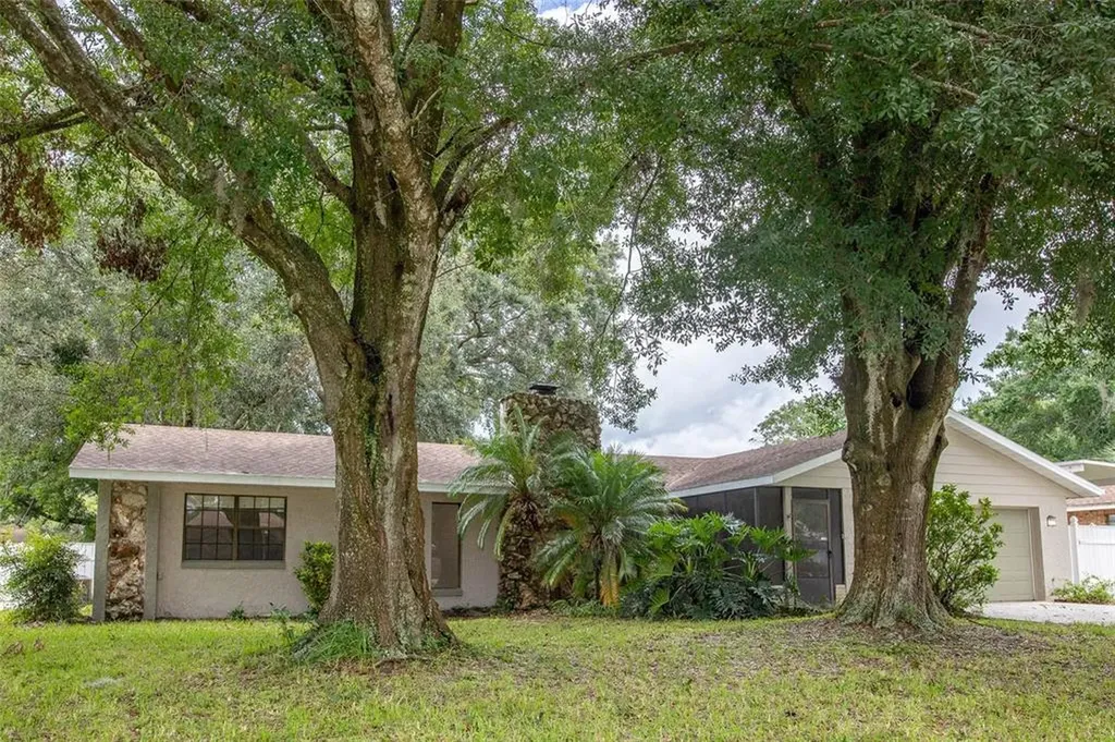 2419 York Place Lakeland FL 33810