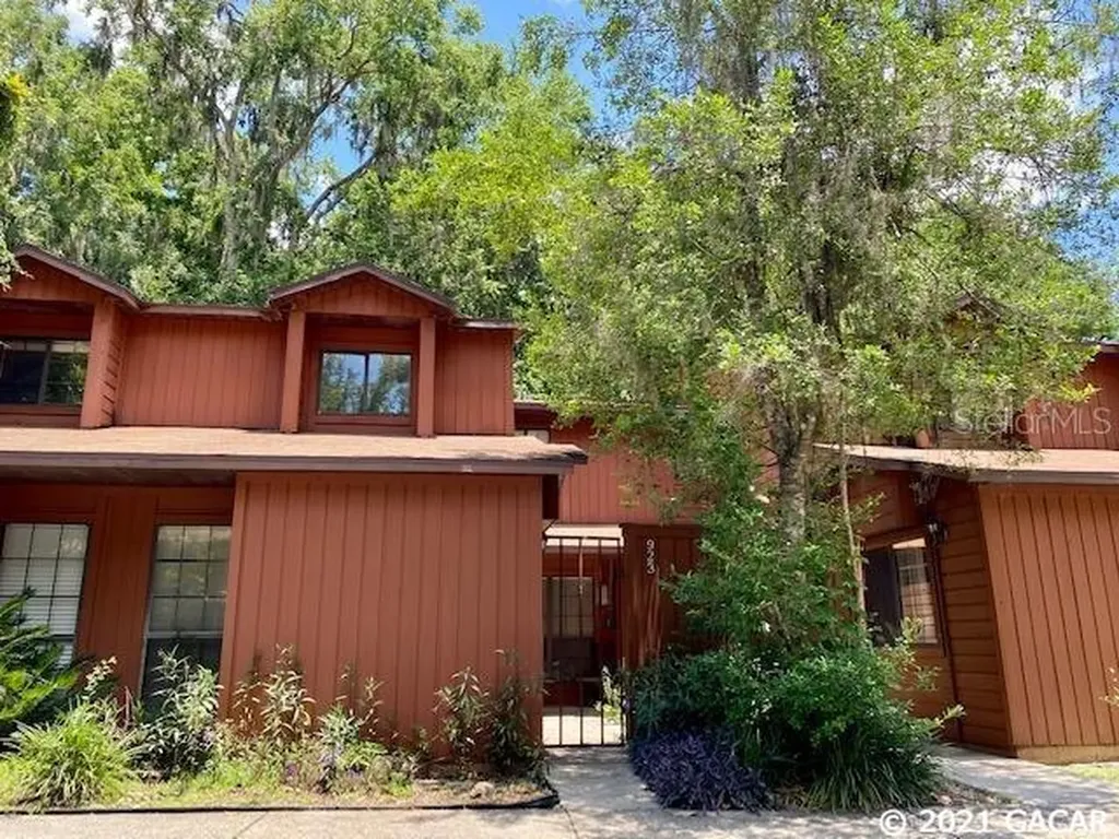 923 SW 55th Terrace Gainesville FL 32607