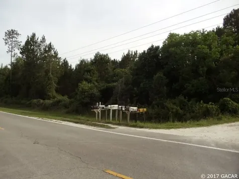 3306 NE County Road 1469 Hawthorne FL 32640