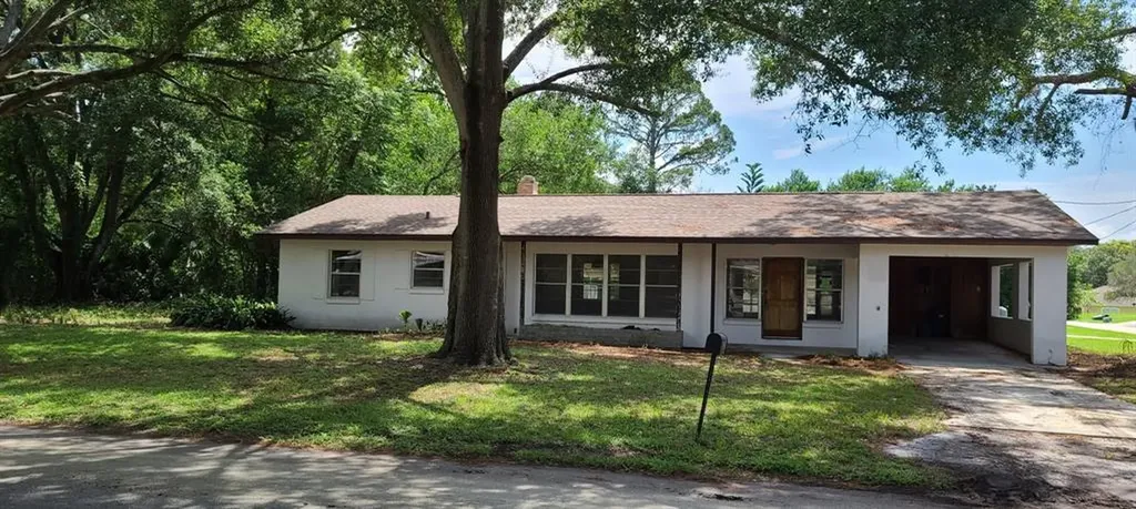 207 Agua Vista Street Debary FL 32713